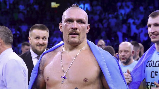 Oleksandr Usyk defends his unified heavyweight titles against Daniel Dubois