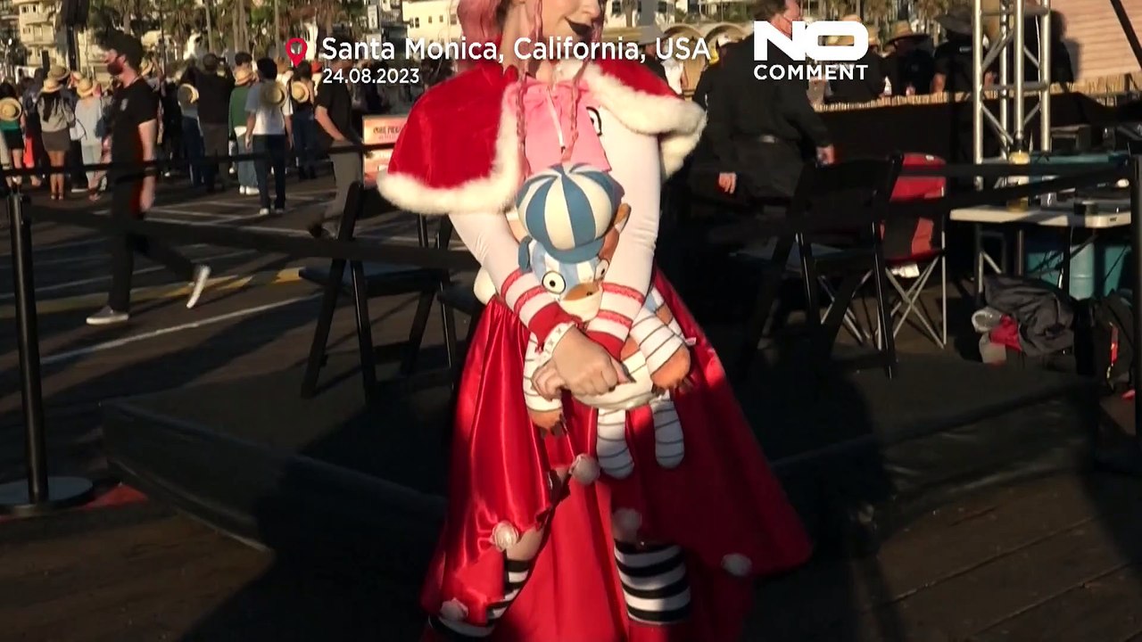 Watch: Fans of Japanese manga One Piece celebrate the launch of a new Netflix series