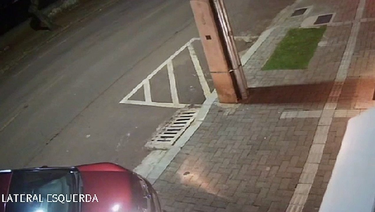 Câmera de segurança mostra ousadia de bandido GTA em roubo de Honda WRV