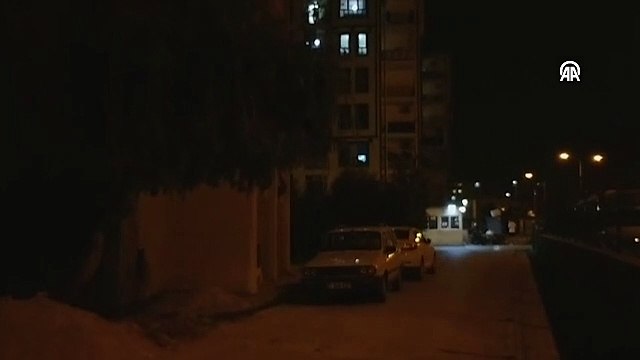 Ev sahibi ile kiracısı arasında çıkan kavgada 3 kişi yaralandı