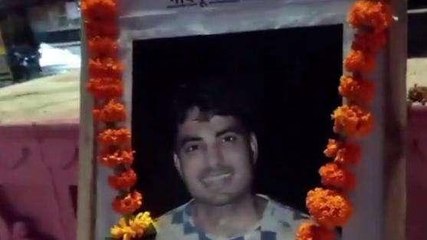 दौसा: कॉन्स्टेबल प्रह्लाद के निधन से हर आंख नम, लोगों ने दी श्रद्धांजलि, देखें video