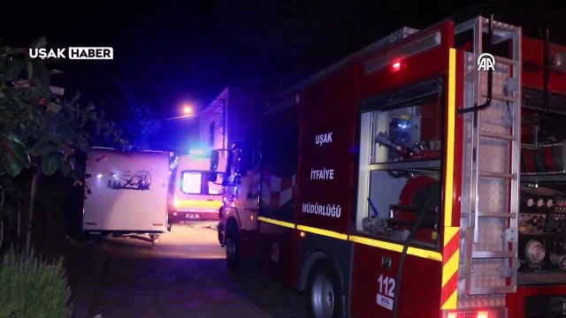 Uşak'ta müstakil evde çıkan yangında karı koca yaralandı