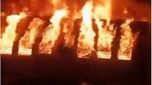 incendio comboio india