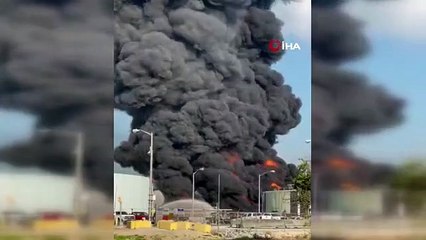 Incendie dans une raffinerie de pétrole aux États-Unis