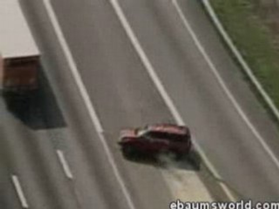 Accident Spectaculaire Chauffeur éjecté