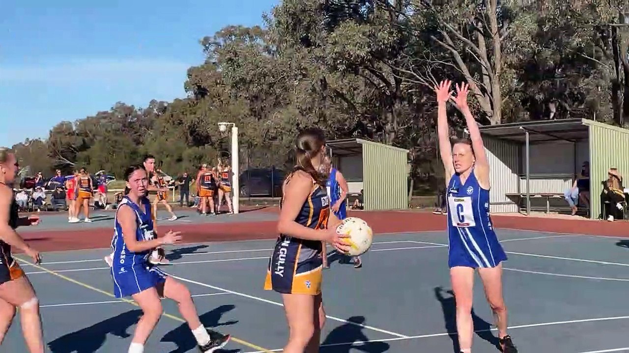 2023 LVFNL second semi-final final quarter: Mai...