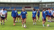 TRABZON - Trabzonspor Kadın Futbol Takımı yeni sezona hazır