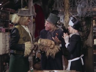 Worzel Gummidge (1979) S04E04 RESTORED HIGH QUALITY - Worzel in Revolt