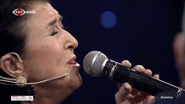 Melihat Gülses / İncecikten bir kar yağar tozar elif elif diye