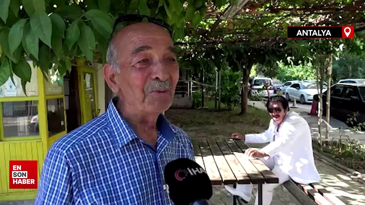 Müslüm Gürses'in benzerini gören ‘Allah rahmet eylesin’ diyor