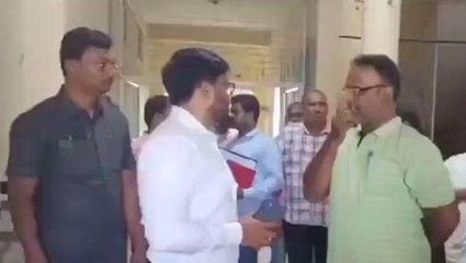 నిర్మల్: రోడ్డుపై ప్రసవించిన బాలింతను పరామర్శించిన జిల్లా కలెక్టర్