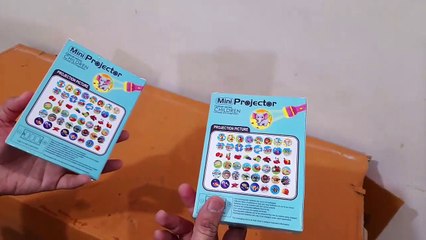 Unboxing and Review of Mini Projector 6 Slids 48 Patterns Flashlight Torch Kids Projection Light Toy Education Learning