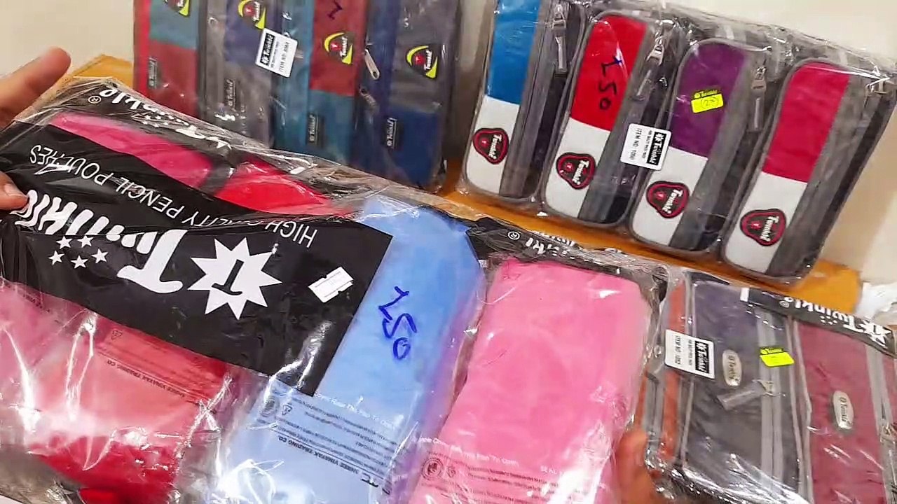 Unboxing and Review of Pencil Pouch for Boys School Stationery Storage Bag for Boys Zipper Closer Large Capacity Pencil Case