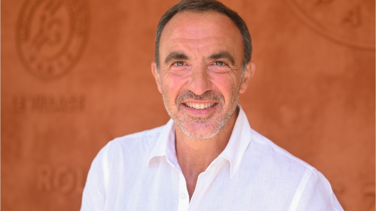 GALA VIDEO -“C’est mon plus beau cadeau” : Nikos Aliagas, ce geste qui l’a touché pour sa dernière dans 50’ inside