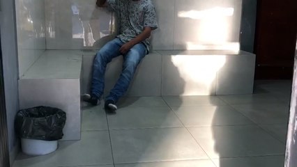 Jovem é preso por ameaçar mãe e padrasto com faca no Santa Cruz