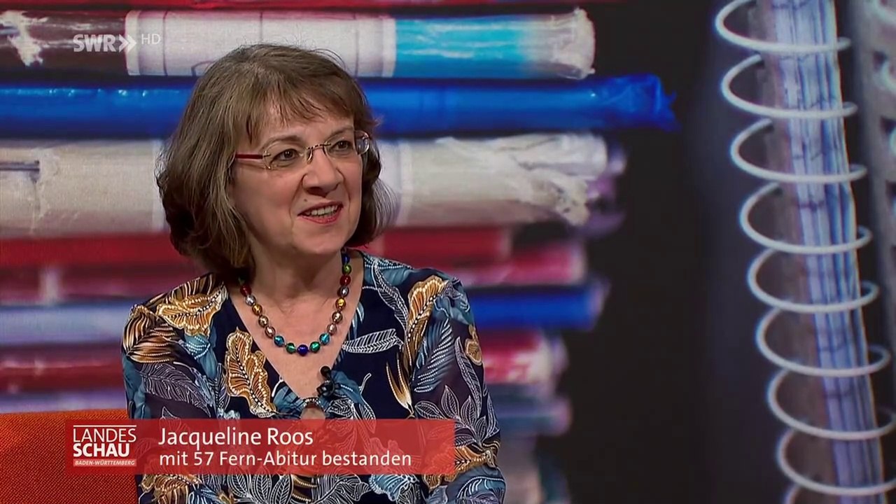 Jacqueline Roos hat mit 57 ihr Abi nachgeholt