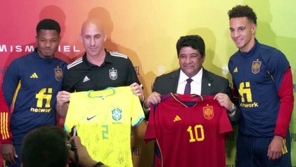 FIFA suspends Spanish soccer chief over kiss