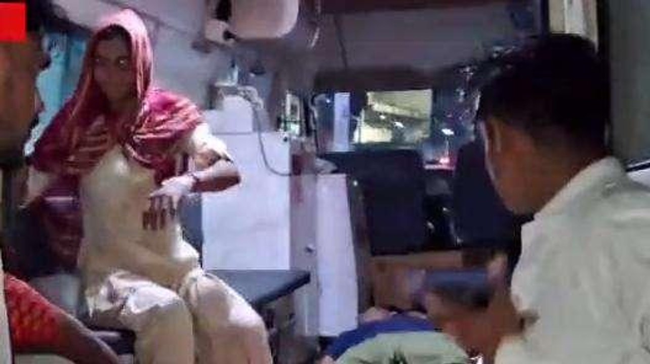 बुलंदशहर: अज्ञात वाहन ने मोटरसाइकिल में मारी जोरदार टक्कर,मची चीख - पुकार