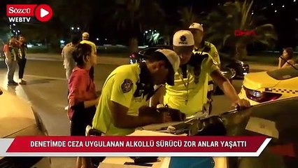 Tải video: Kadıköy'de denetimde ceza uygulanan alkollü sürücü zor anlar yaşattı