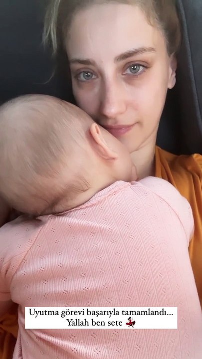 Hazal kaya with her daughter video