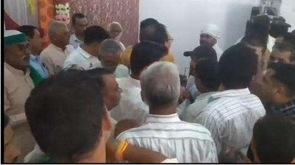 मुरादाबाद: सहकारी गन्ना विकास समिति सामान्य निकाय की बैठक में हुआ हंगामा