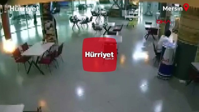 Mersin terminalde kaza! Fren yerine gaza bastı, bekleme salonuna daldı