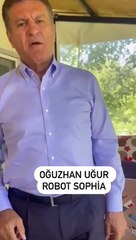 Mustafa Sarıgül bu sefer de robot Sophia’ya meydan okudu