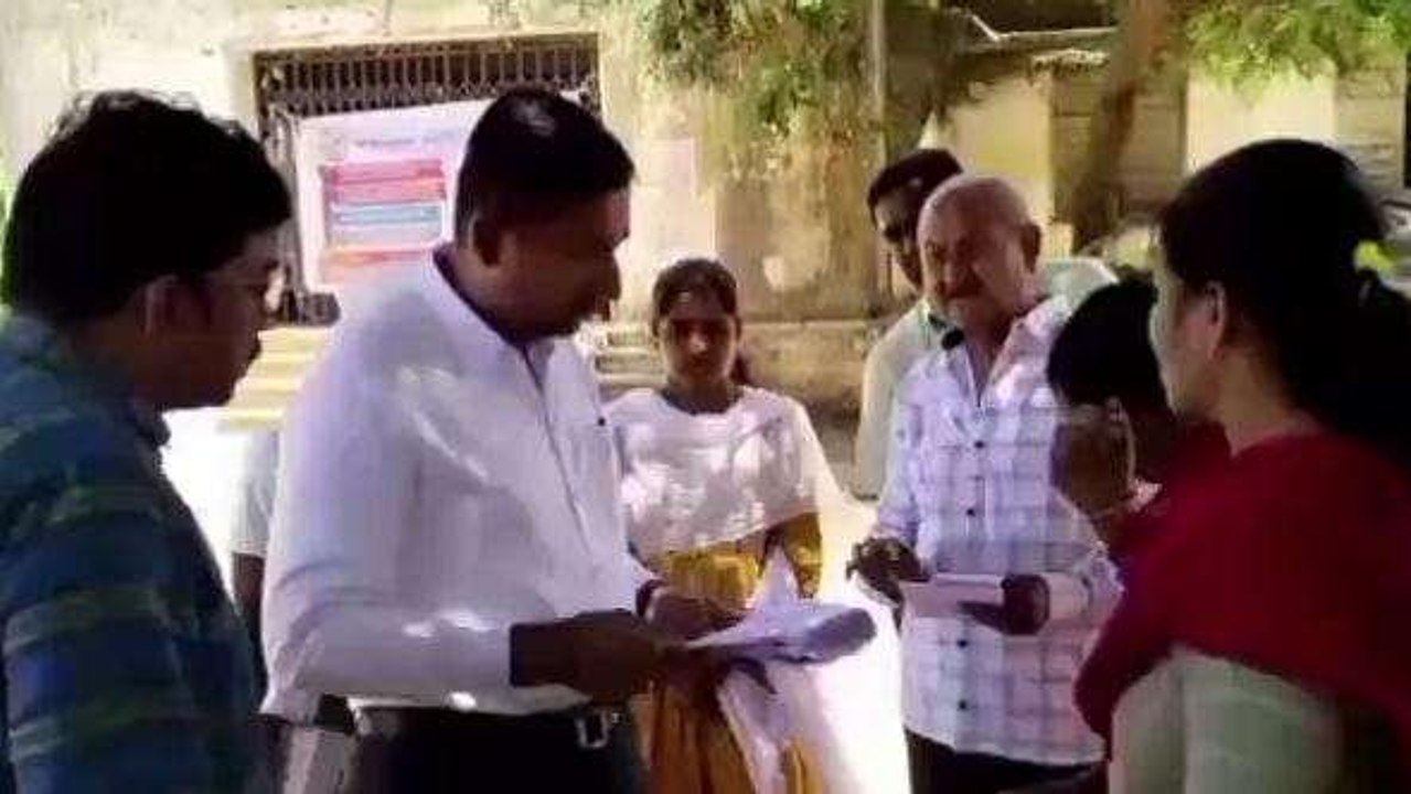 మెదక్: ఊరూరా ఓటర్ల నమోదు ప్రత్యేక కేంద్రాలు