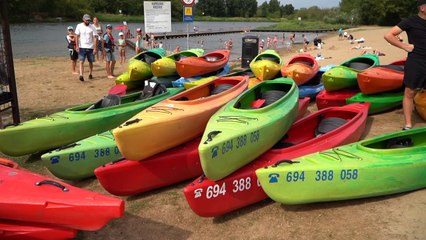 Rodzinny spływ kajakowy