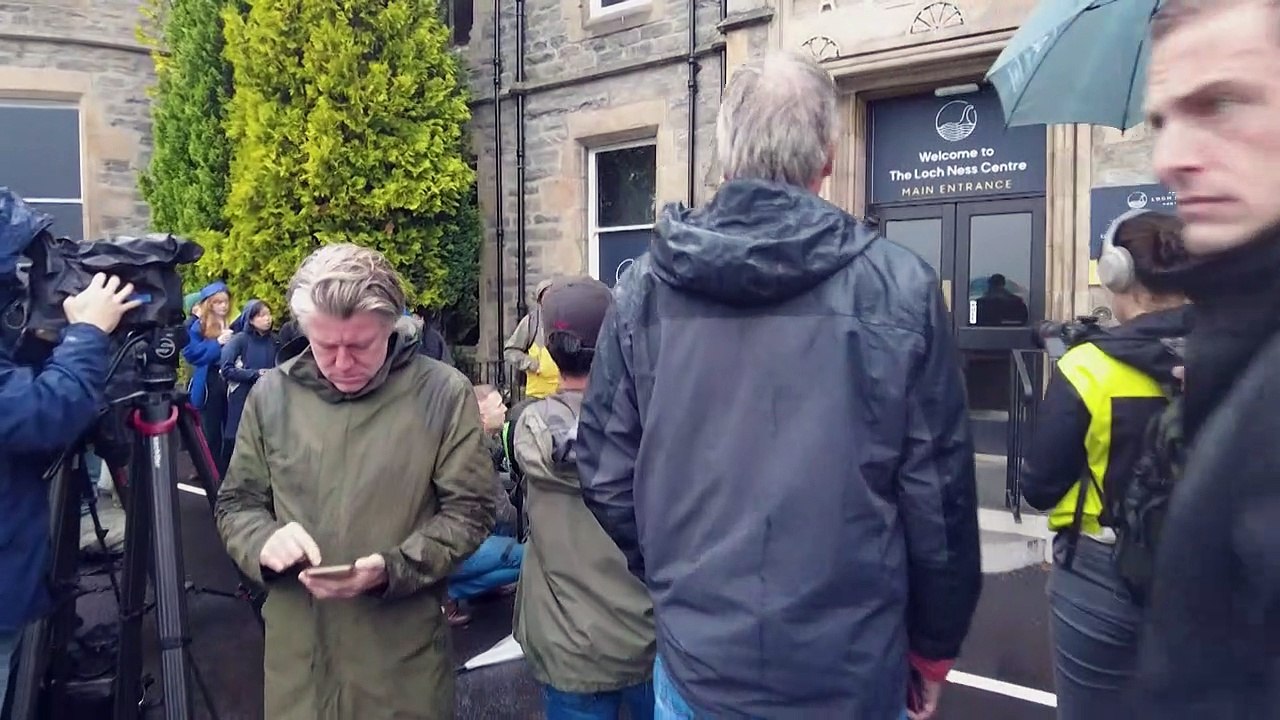 Schottland: Hunderte Freiwillige auf der Suche nach Nessie