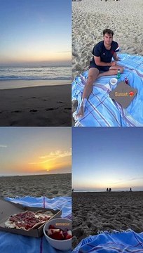 Damian et Morgane se sont offerts un beau pique-nique avec pizza et salade de fruits devant un coucher de soleil