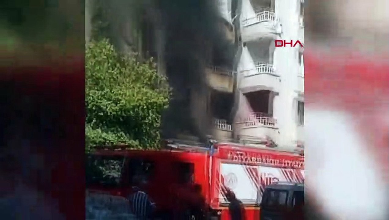 Incendie dans un magasin d'accessoires automobiles à Diyarbakir : 2 personnes blessées