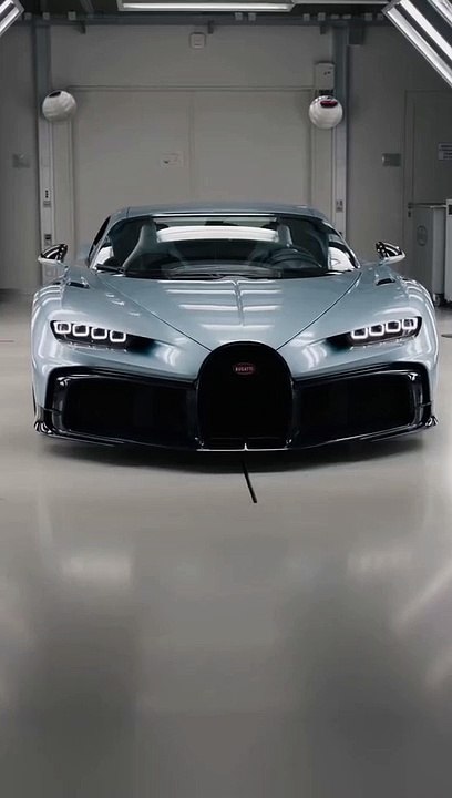 Bugatti Chiron Profile