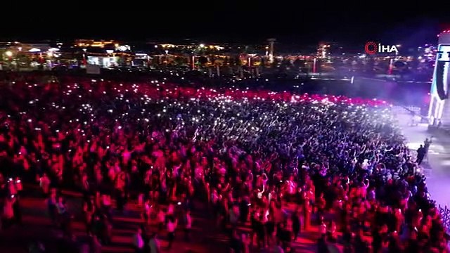 Elif Buse Doğan Erzurumluları coşturdu