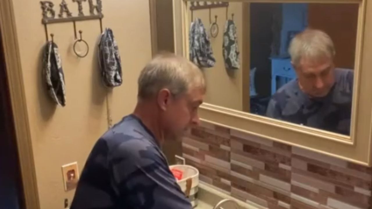 Woman flour-bbergasted after husband plays the classic blow dryer prank on her