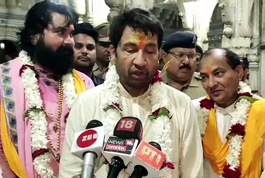 Video: रामलला का दर्शन करने पहुंचे अभिनेता शेखर सुमन, बोले- पीएम मोदी के अथक प्रयास का परिणाम है भव्य राम मंदिर