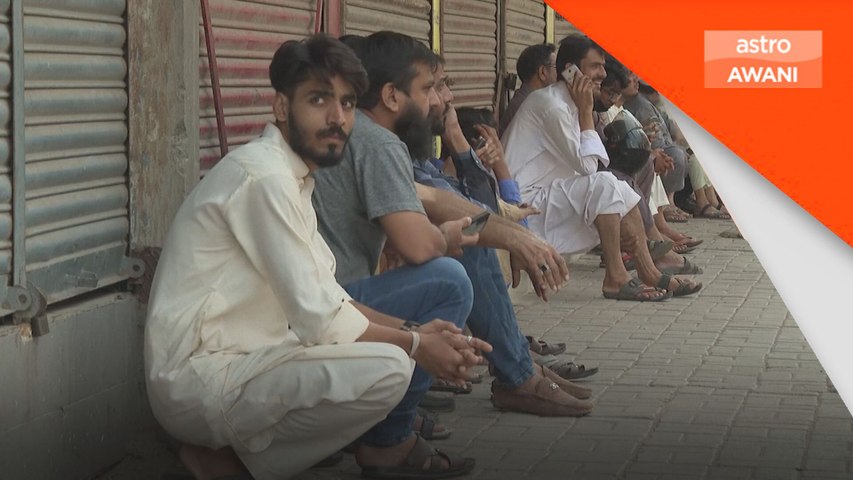 Pekerja di Pakistan bantah kenaikan harga bahan api | Astro Awani