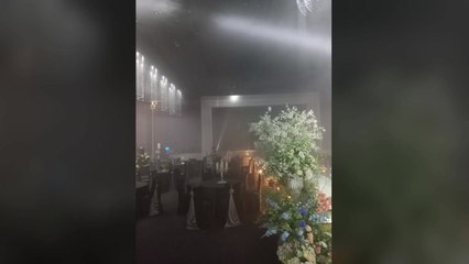 경북 구미 예식장 화재로 140명 대피 소동...5분 만에 진화 / YTN