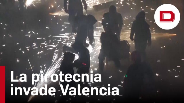El espectáculo pirotécnico que ha disparado 70.000 cohetes en Paterna