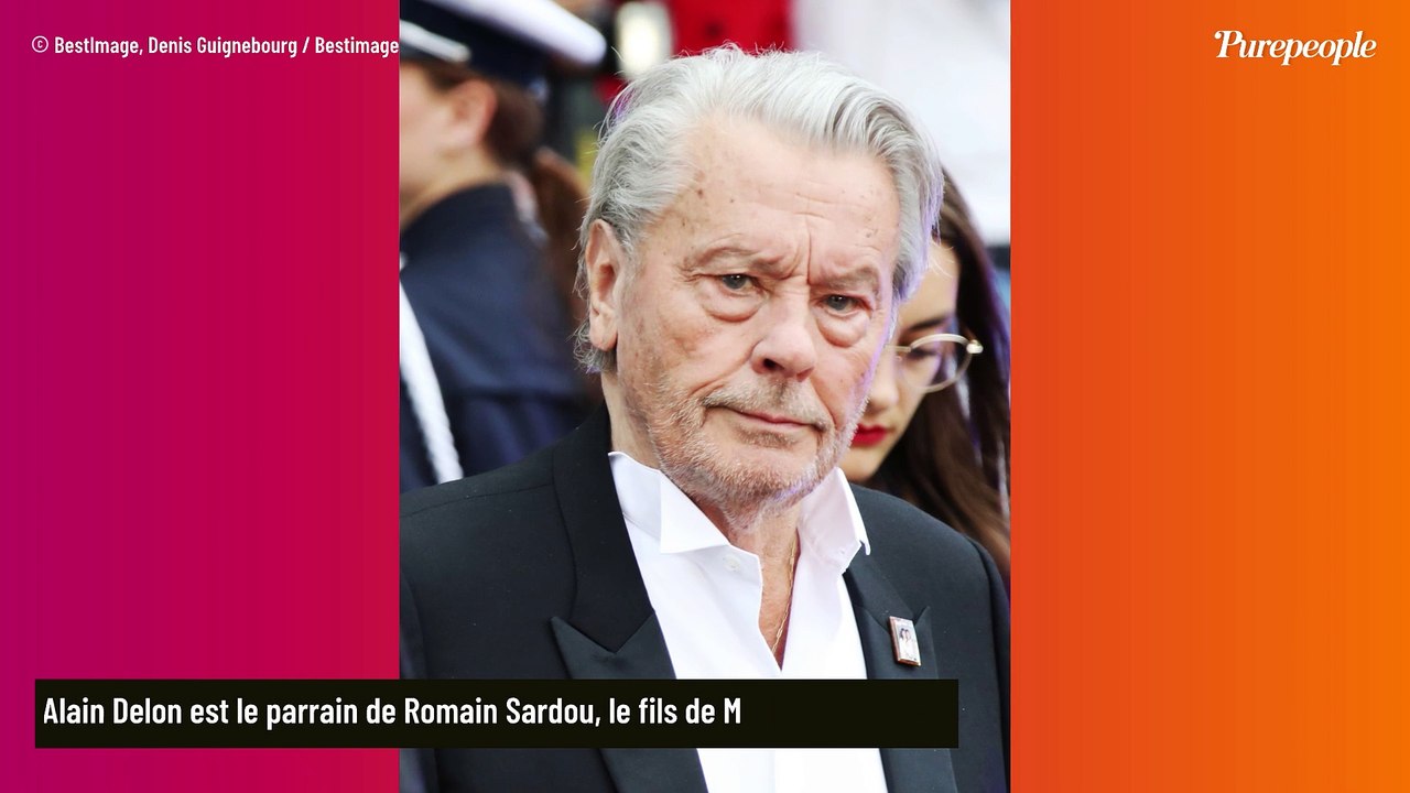 Mireille Darc et Alain Delon : Leur lien méconnu avec le fils d'un très célèbre chanteur