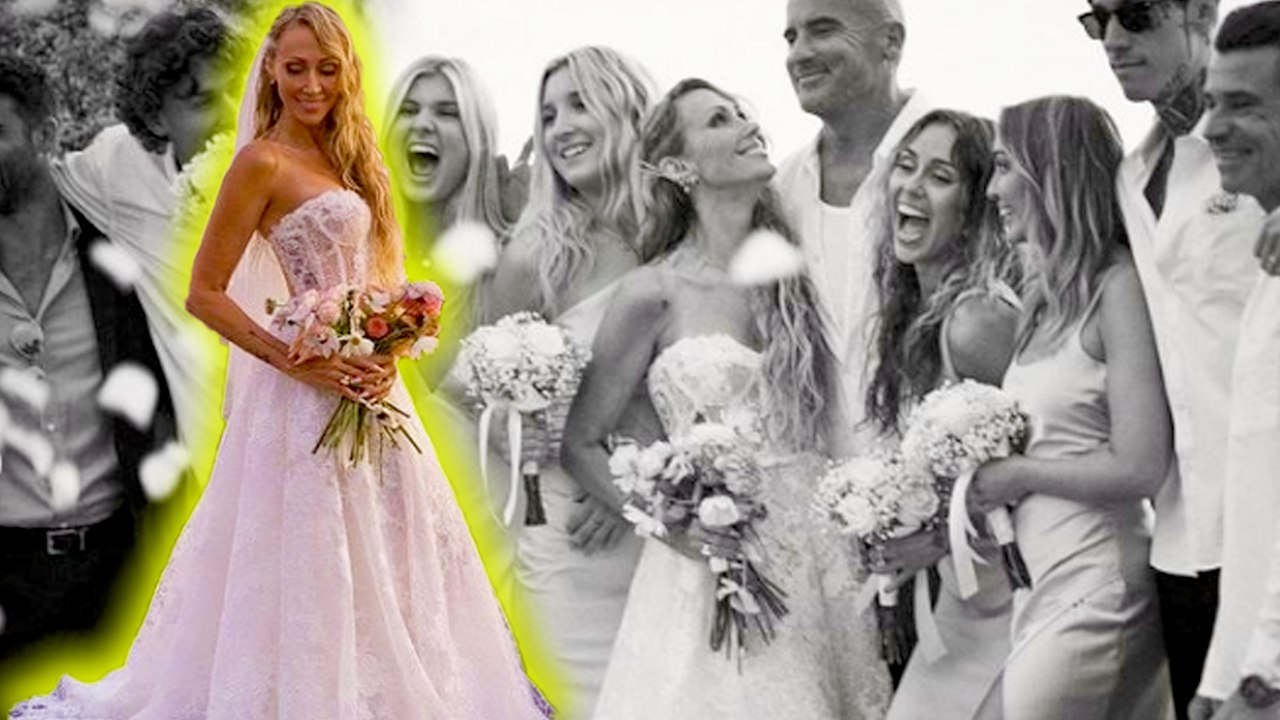 Miley Cyrus's Mother Tish Shares Wedding Pictur...