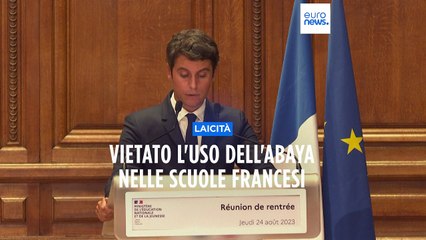 La Francia vieta l'abaya nelle scuole