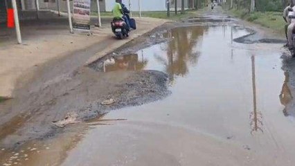 కోనసీమ జిల్లా: వాహనదారులకు అలర్ట్... ఆ రహదారిలో ప్రయాణం జాగ్రత్త..!