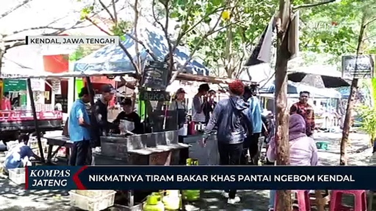 Nikmatnya Tiram Bakar Khas Pantai Ngebom Kendal