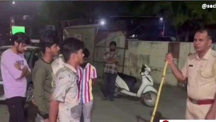 कोटा: कृषि मंडी के अंदर घुसी पुलिस, दरवाजे किये बंद, फिर देखें जो हुआ?