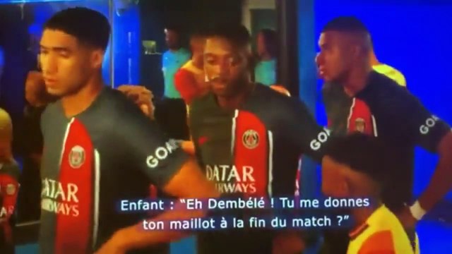 PSG : La réaction insolite d'un enfant quand il croise Dembélé dans le tunnel