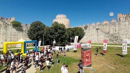 İSTANBUL - Drone Yarış Ligi'nin 1. Etabı Yedikule Hisarı'nda yapıldı