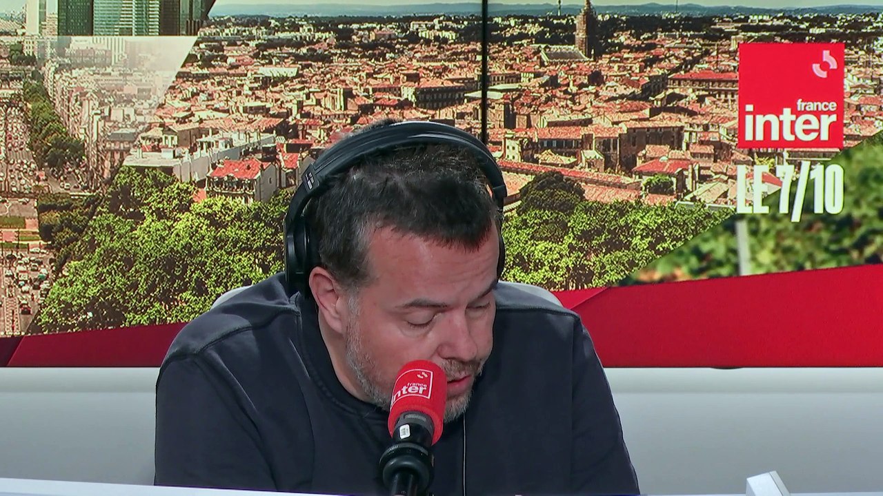 "En 2024, nous allons supprimer un milliard d'euros d'impôts de production", affirme Bruno Le Maire