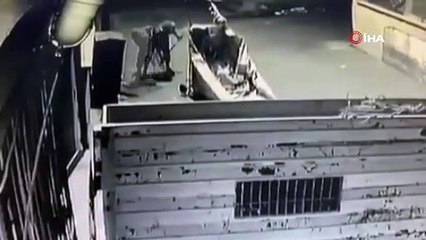 Bursa'da hırsızlık anları kamerada