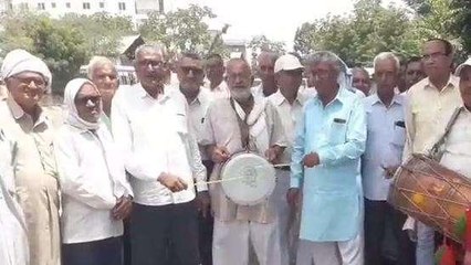 झुंझुनूं: रोडवेज कर्मचारियों का ये कैसा प्रदर्शन?, सरकार को जगाने के लिए किया ये काम